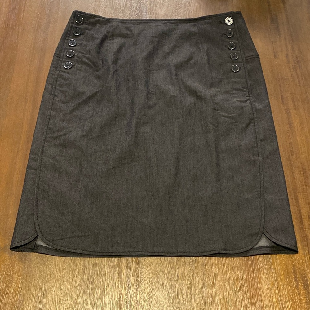 Lifestyle Attitude Dark Wash Denim Button Front Knee Length Skirt Size 12